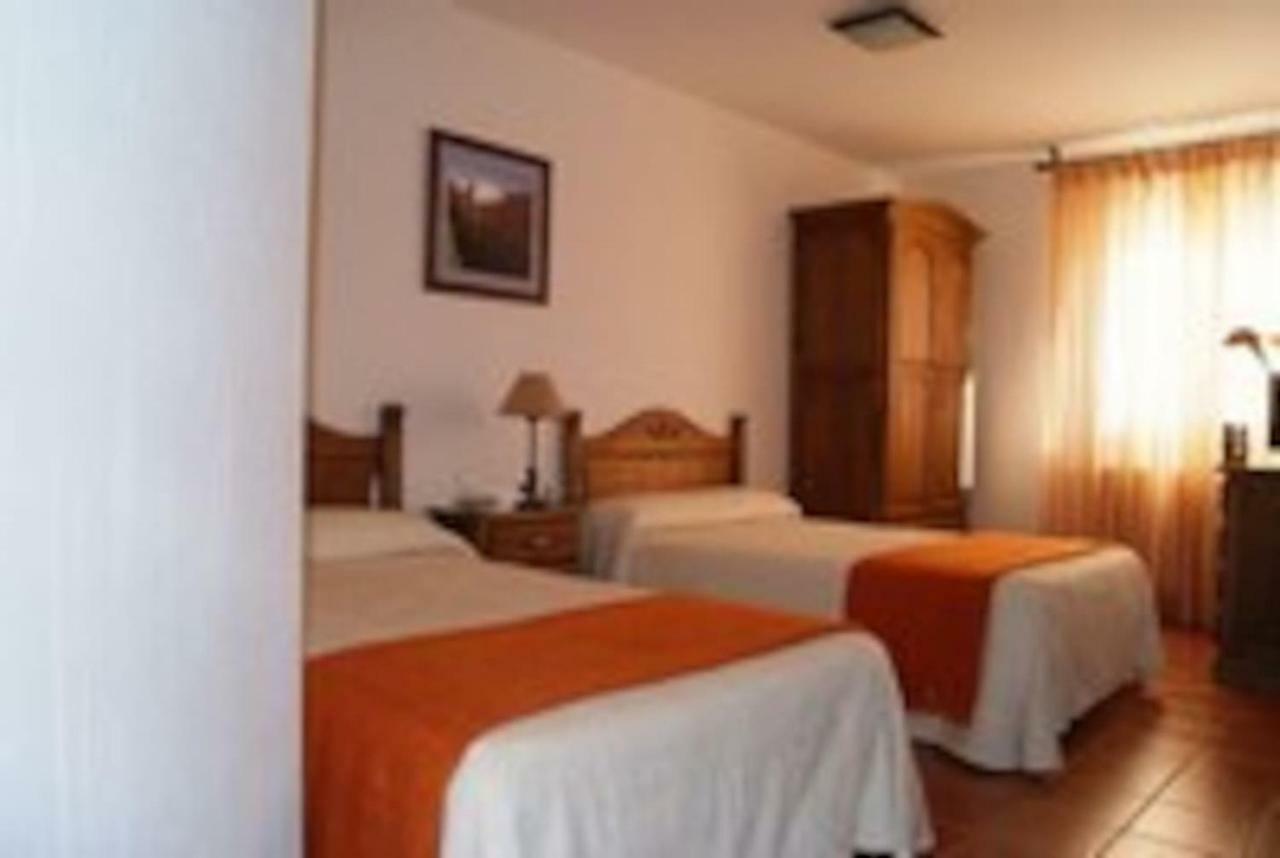 Casa Rural El Sauce. A 2,5 Km De Cuenca Capital Nohales Exterior foto